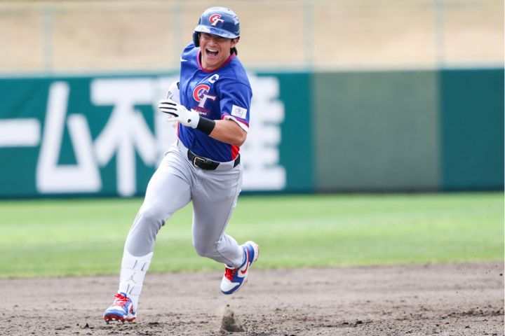 隊長陳傑憲(圖)7局在壘上有人情況下打出關鍵安打,並趁對手失誤奔向3壘。圖/中央社