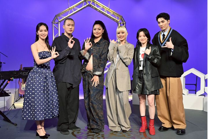 左起陳明珠、someshiit山姆、鄭雙雙、JUD陳泳希、Andr、黃偉晉，皆入圍金曲獎。圖/台視提供