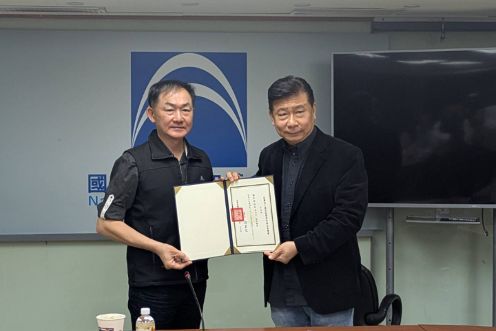 工商建研會前常務理事謝易衡(左)。圖 /記者高陸攝影