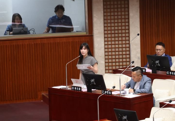 國民黨台北市議員柳采葳以「國家機器動起來」形容,引發藍營對監察院動作的質疑。圖/取自柳采葳臉書