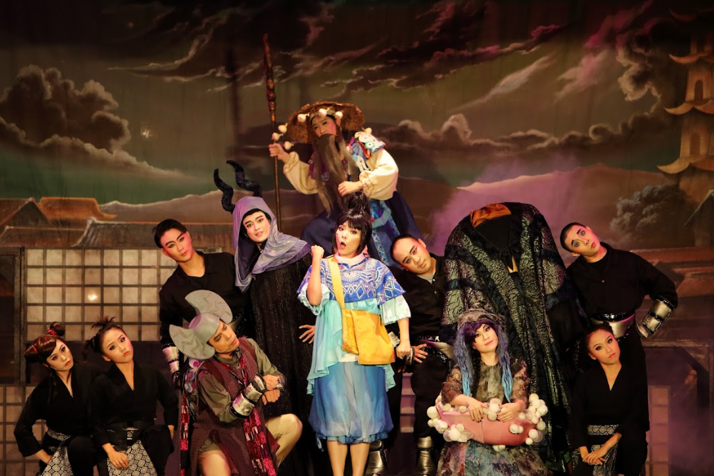 圖為活動期間的戶外演出，融合傳統戲曲與文學的《晴空小侍郎》。圖／台北表演藝術中心提供