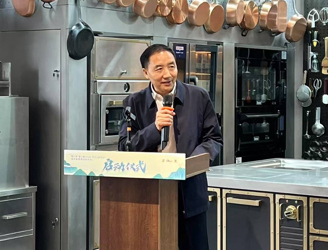 四川旅遊學院校長王川23日在「掌上蜀show」活動上致詞。圖/記者郭瑩菡攝