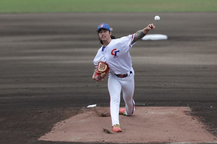 名古屋亞運棒球銅牌戰27日中華隊與大陸隊交手,台灣隊派出旅美左投林昱珉(圖)先發應戰。圖/中央社