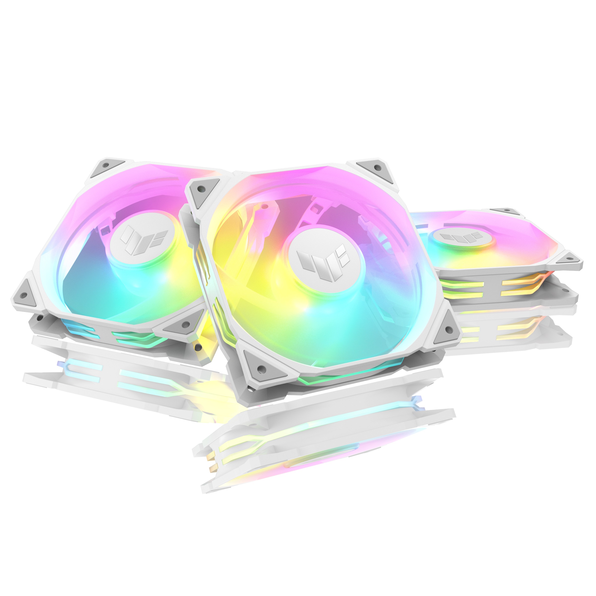TUF Gaming TR120 ARGB採用全新美學設計，相當適合玻璃側透機殼和所有能夠彰顯機殼風扇的個人電腦；8+8雙層LED排列搭配側邊不同圖案的半透明面板，可增強ARGB燈光效果，使色光均勻穿透每個風扇葉片與框架。圖/華碩提供