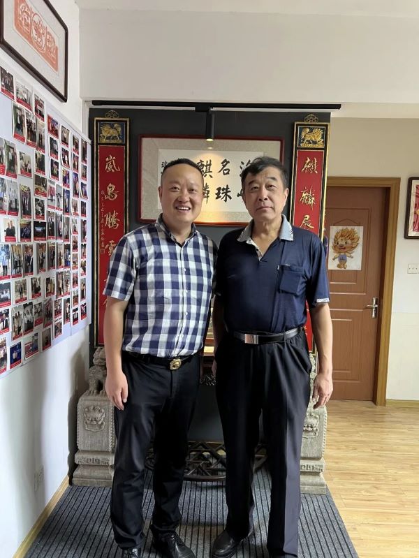 北大台研院院長李義虎(右)與平潭麒麟文化研究院主任鄭興(左)合影。圖/麒麟文化研究院提供