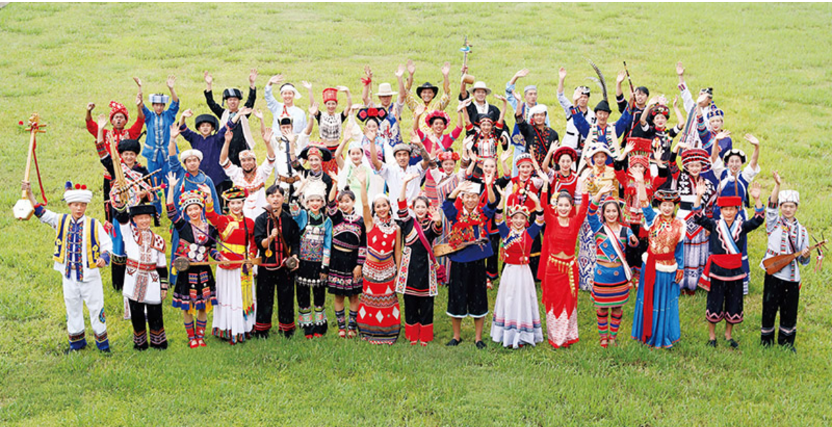 中共建政後，在少數民族聚居處設自治行政區。圖/取自新華社