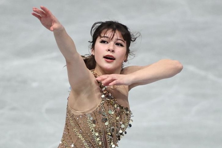 12月6日,美國選手劉美賢在花式滑冰女子單人賽比賽中。她以222.49分的成績奪得金牌。圖/取自新華社