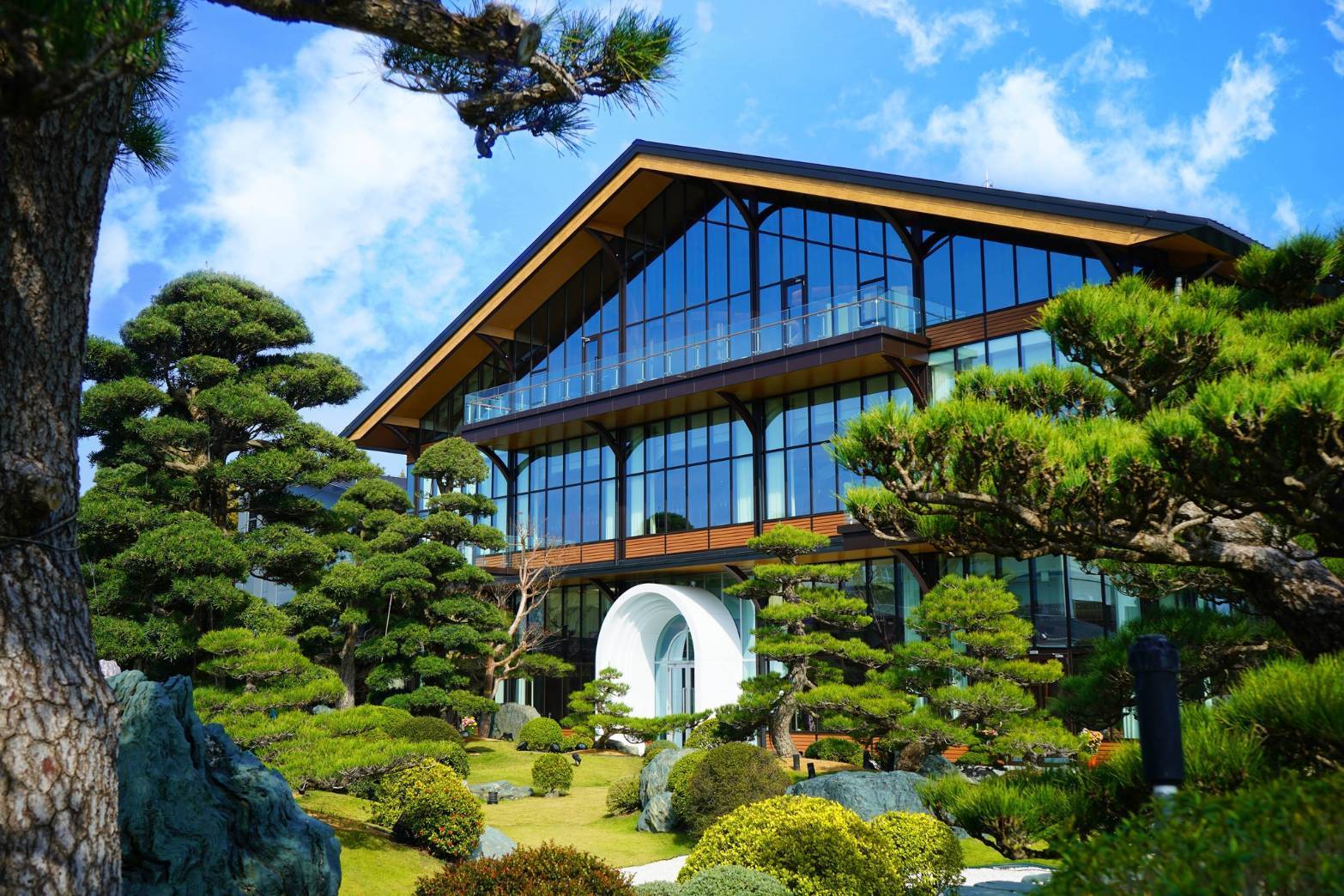 小龍女將在松緣會館舉辦限額活動。圖/成美文化園提供