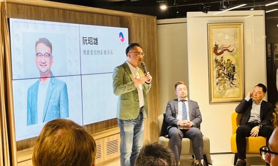 僑委會政務副委員長阮昭雄。圖／台波商會籌備處提供
