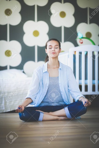 禪定時，要配合腹部呼吸與專注力，有助於自律神經的調整，放鬆身心，更容易入眠。圖/禪天下雜誌提供