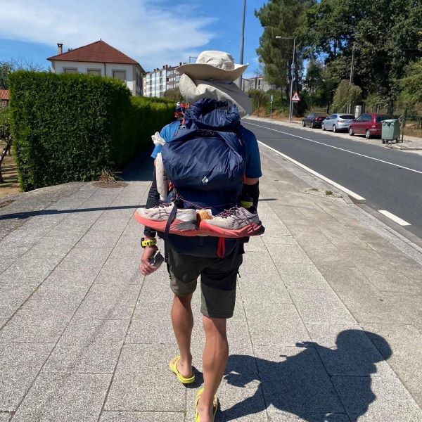  姜義村義無返顧地把專業投入在身心障礙者的運動平權與適應體育的推動，期盼讓更多人有機會「被接住。」圖/取自陳碧涵臉書