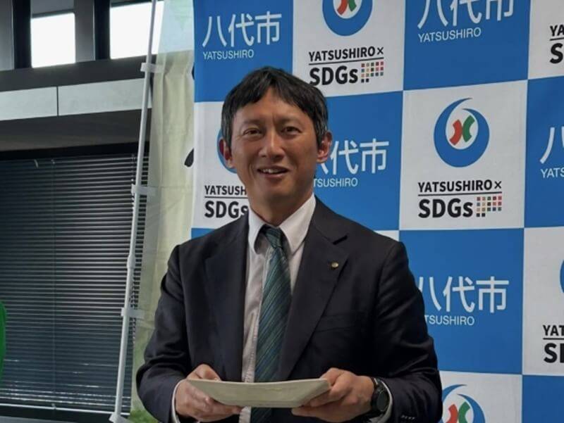 熊本縣八代市市長小野泰輔感謝台灣各界對熊本震災的關心與援助。(圖/取自八代市)