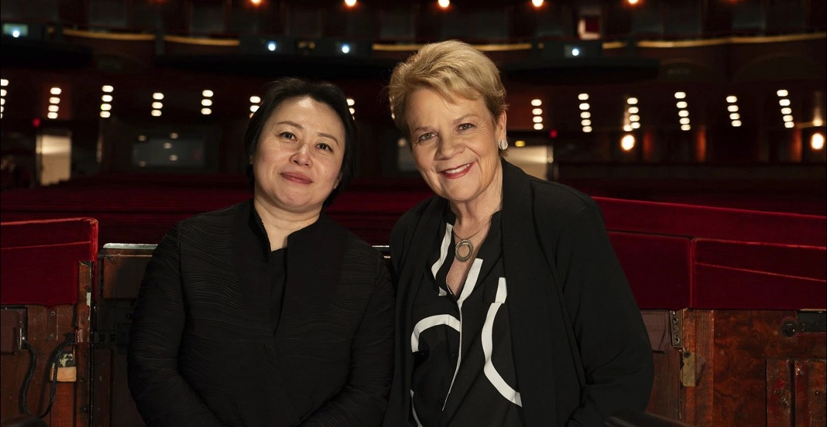 張弦（左）與Alsop（右）。（©Muriel Steinke/MET）