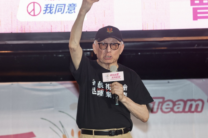 聯電創辦人曹興誠被傳在黨內逐漸掌握話語權，他今日回應，不可能去弄一個「曹派」，但多年來，總有人勸他出來選總統；但問題是，萬一不小心被選上了怎麼辦？圖/取自中央社
