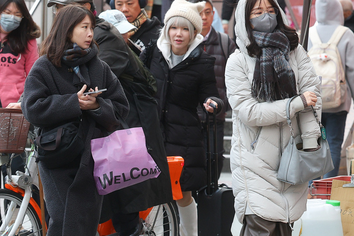 各地大多為多雲到晴高溫可達25度　周三水氣再增北部有雨