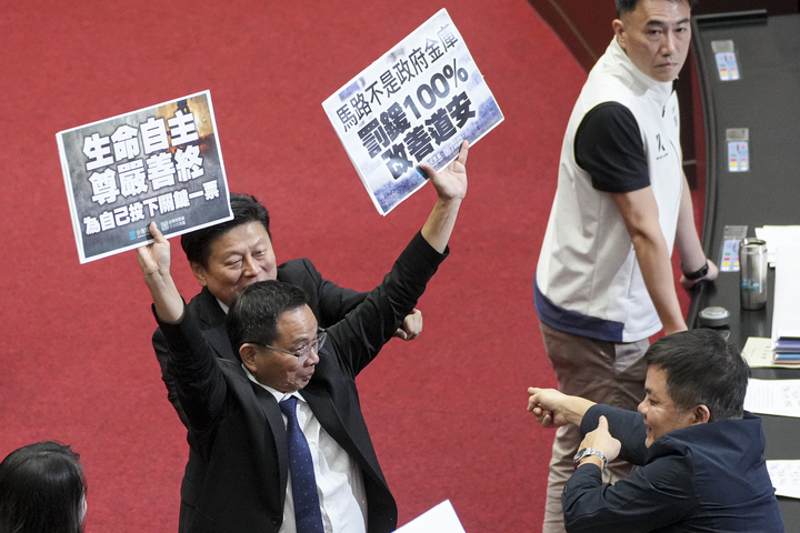 三公投綁大選　藍委：五五波選區有望翻盤 