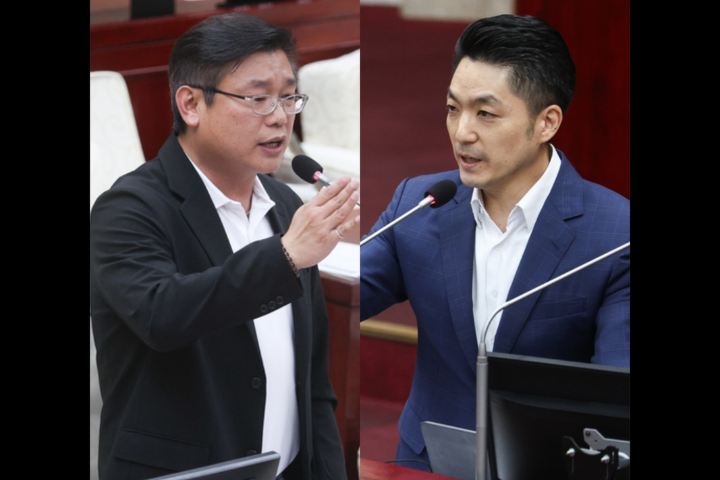 民進黨台北市議員委陳賢蔚（左）5日諷台北市長蔣萬安（右）是「獨裁者後代、有原罪」，遭蔣萬安反批，當年促轉條例修法，民進黨團總召柯建銘還曾想用一例一休交換促轉條例修法。圖/中央社