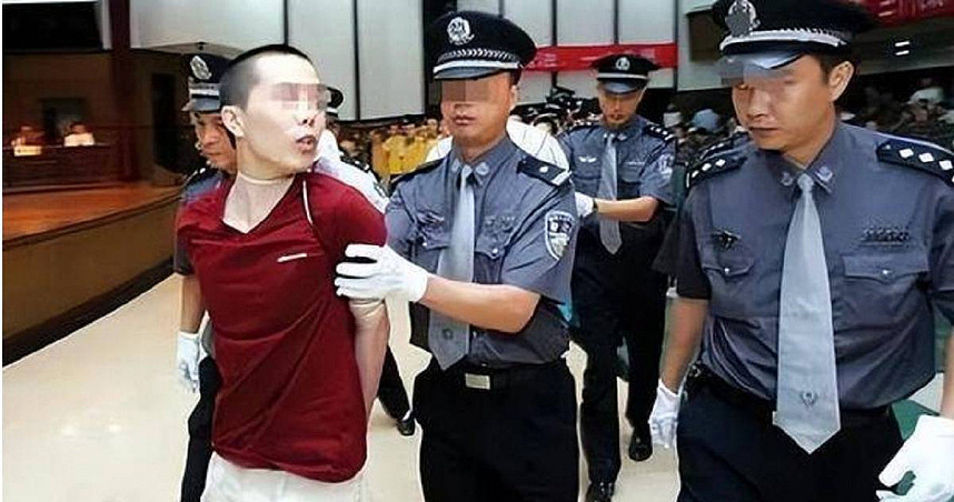 大陸廣州一名男子溫慶運開著父親的BMW衝撞人群造成6死，今年4月被執行死刑。圖/翻攝自微博