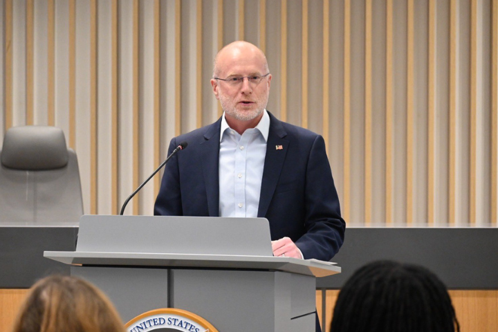 【伊朗危機】川普猛批媒體伊朗戰爭報導　FCC警告：播出「假新聞」就吊銷執照