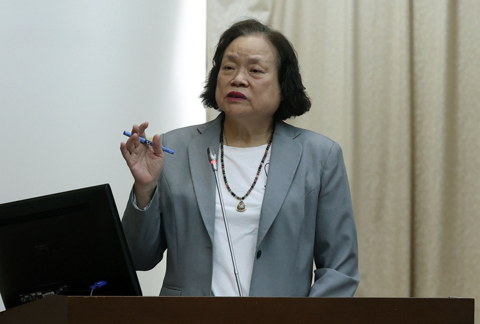 立委質詢時指，若照藍版財劃法修法，這次棒球賽12強的「國光獎金」可能會對半砍，主計總處主計長陳淑姿（圖）也附和。圖/中央社