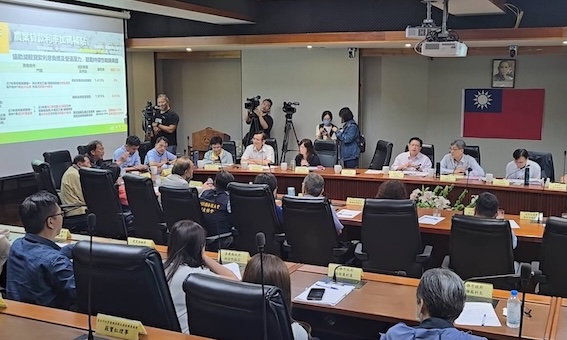 農業部漁業署9日舉行和漁民的座談會，商討因應美國高關稅的對策。圖/林瑞益攝