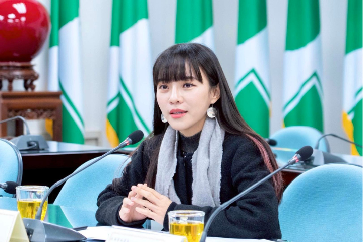 遇高雄醜聞就安靜？他質疑黃捷「選區發生性侵沒聲音」秒被封鎖