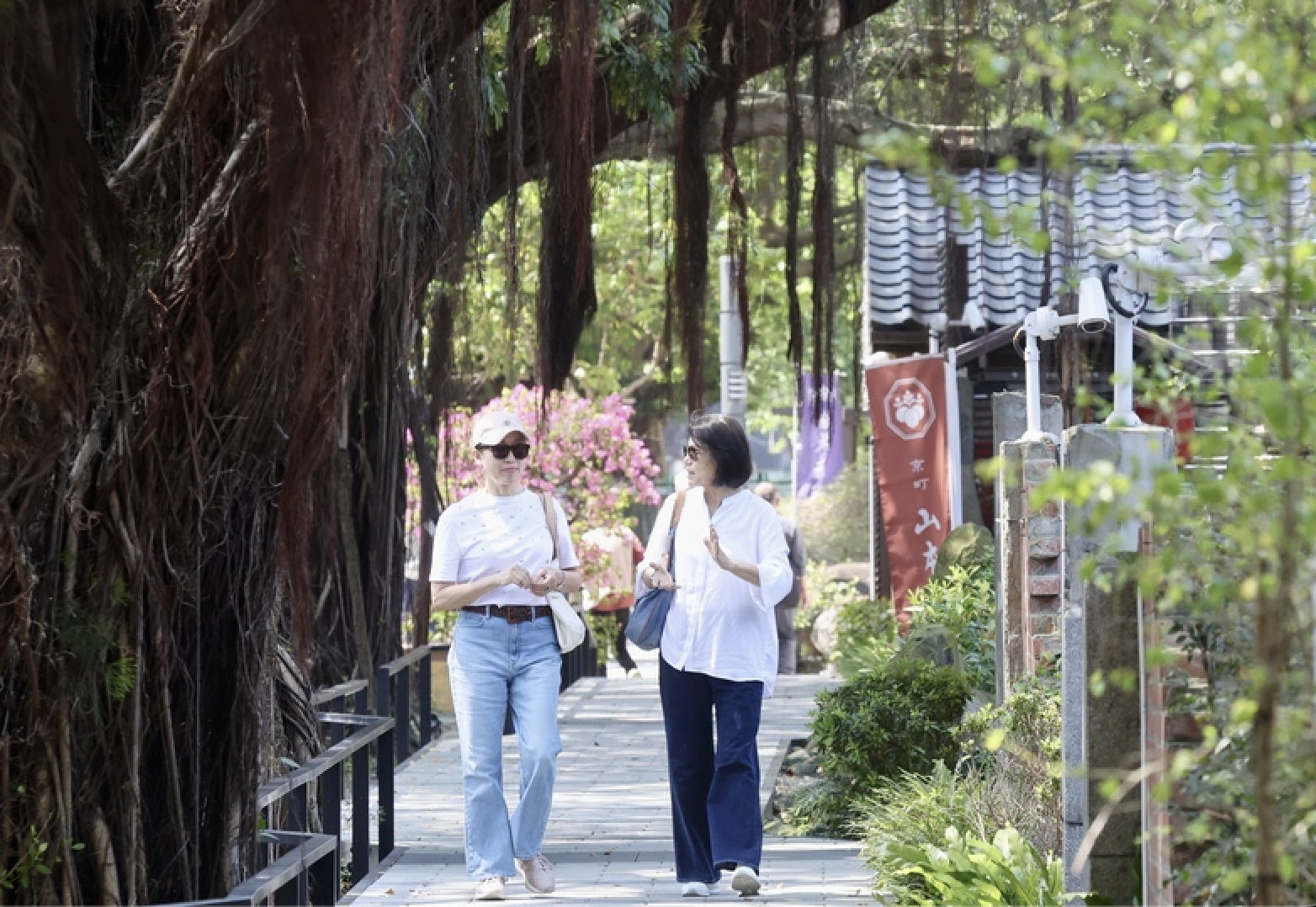 全台依舊暖熱 高溫上看33°C 北部空品亮紅色警示