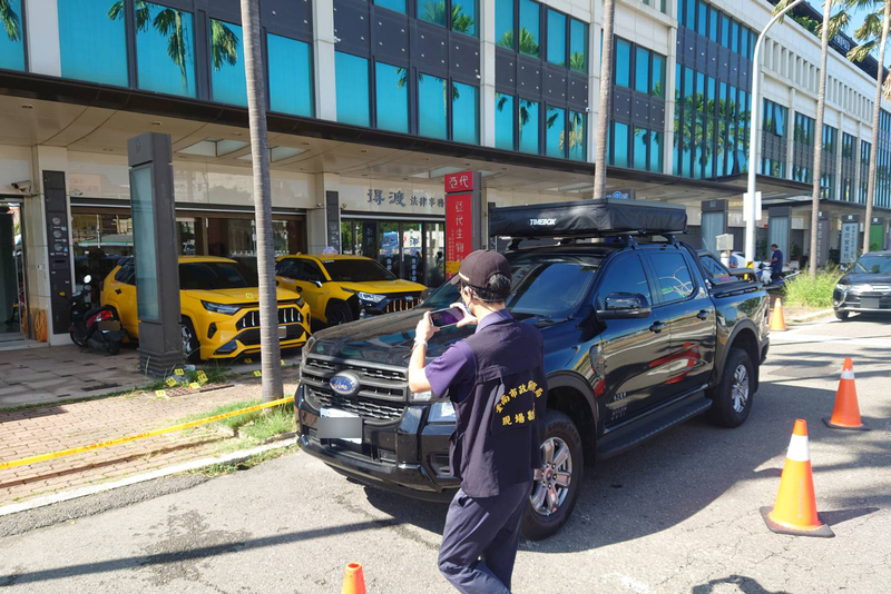台南市議員林依婷的父親8日凌晨遭遇槍擊身亡，警方正全力追緝兇嫌、釐清案情。圖/中央社