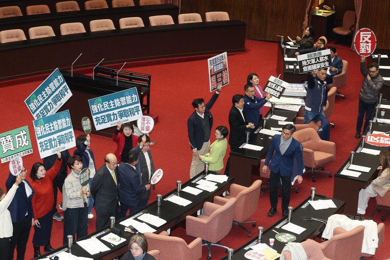 國民黨團提總預算解方：「具急迫性、重大民生性」33項預算先付委