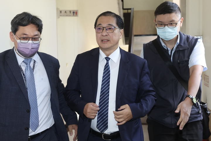 TPOC揭最雷部長前三名！鄭銘謙、葉丙成、劉世芳霸榜 民怨爆炸內閣遭網友開鍘