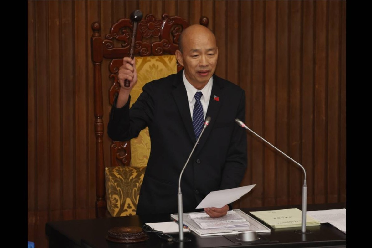 政院又不副署　韓國瑜發千字文說重話：該監督的寸步不讓