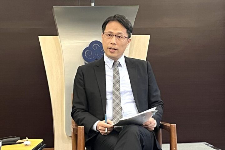 旅行團甘肅翻車釀1死12傷　海基會：死者骨灰、傷者均返台