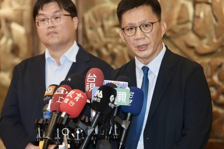 抽血換學分風暴擴大！台師大校長8點道歉聲明難止血 教授嗆學生「我也要道歉？」引爆輿論