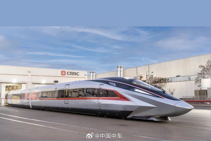 實現時速400公里的營運列車將使用全新開發的CR450動車組。圖/取自中國中車微博