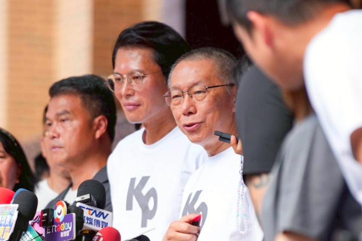 藍白合成形　柯志恩曝綠營正全力毀壞黃國昌人設