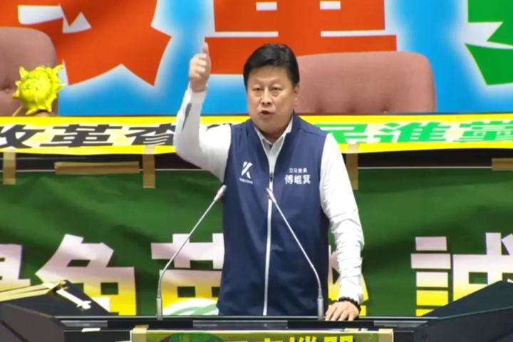 立院國民黨團總召傅崐萁周二傍晚在立院發言。圖/取自《YouTube》國會頻道