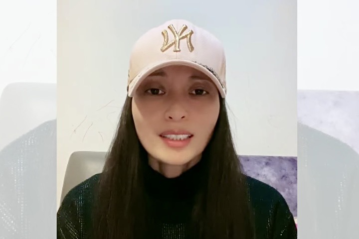 內政部要求陸配亞亞限期離境。圖為陸配亞亞在YouTube頻道發表離台感言。圖/翻攝自亚亚在台湾YouTube頻道