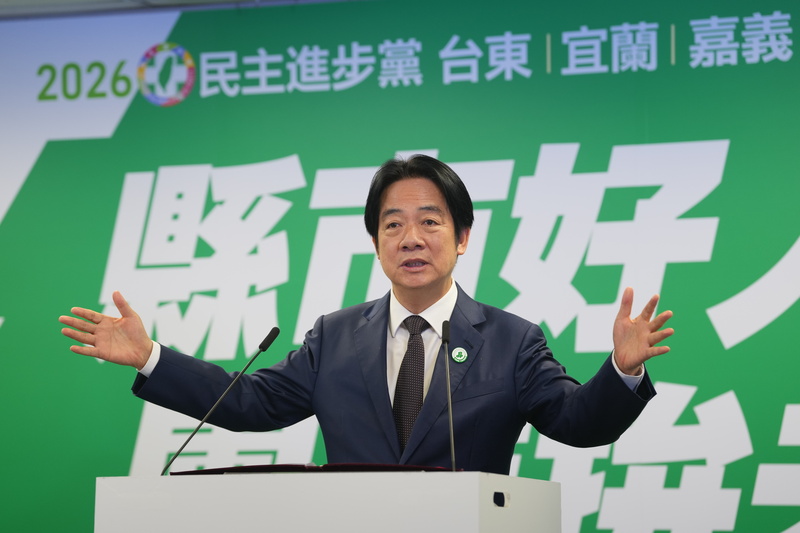 周波認為，川普不讓賴清德過境美國，表現審慎是好事。他建議美國總統川普，不再讓台灣領導人過境停留華府或紐約等重要城市，以免導致中美緊張。圖／中央社