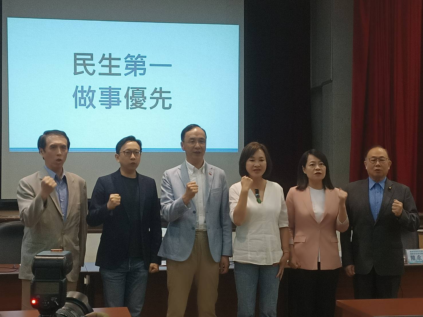 【賴清德就職周年】國政基金會揭民調 賴清德施政僅51分 30世代怒打負評