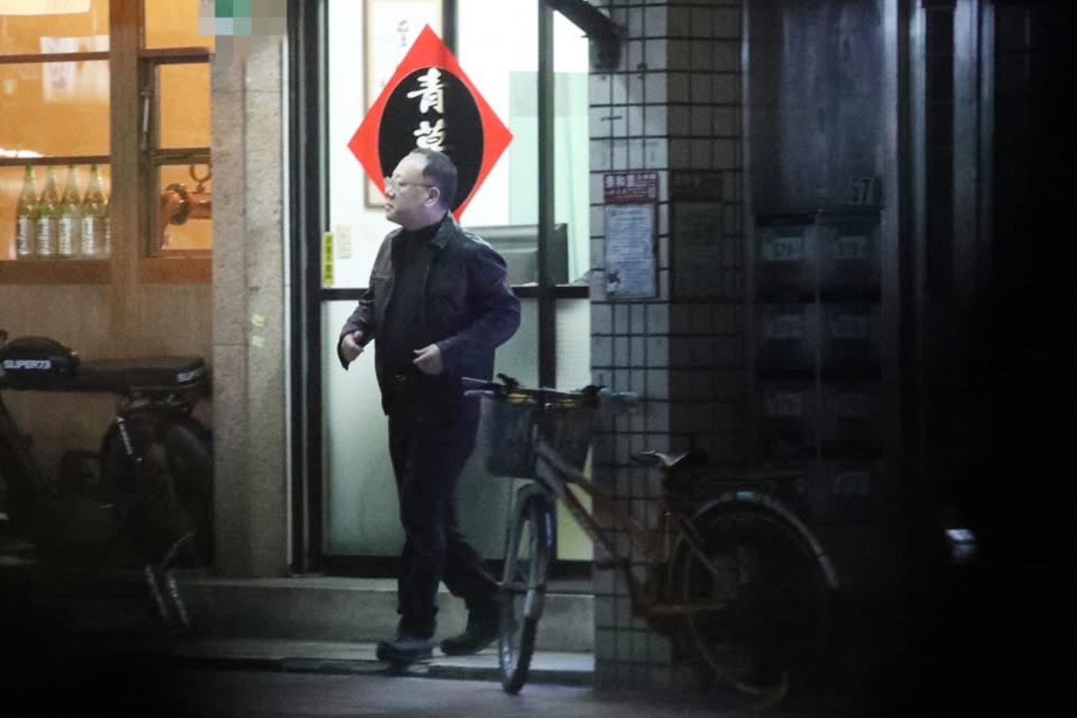 前文化部長史哲遭指控利用公務車去推拿所推拿。圖/取自侯漢廷臉書