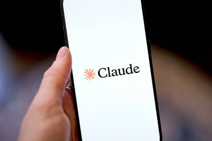 Anthropic與五角大廈衝突後　旗下Claude竄紅登上App Store榜首