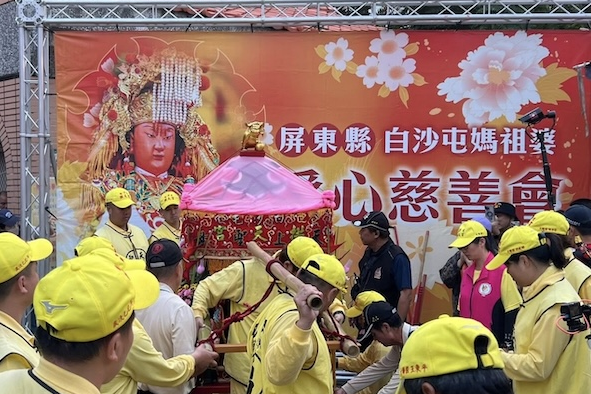 白沙屯拱天宮擲筊日子出爐　訂2月2日聽媽祖旨意　