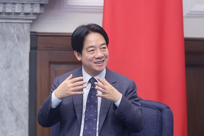 賴清德總統核可行政院提出的「立法院職權行使法」和「中華民國刑法」修正案的覆議理由書，台灣公民陣線展開宣講呼籲民眾共同反對修法，維護民主價值。圖/取自總統府flickr.
