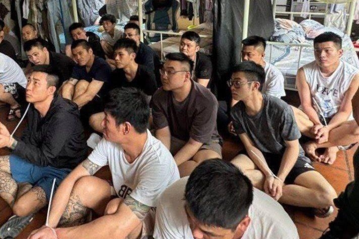 部分遭逮的電信詐騙嫌犯。圖/已獲《柬中時報》授權