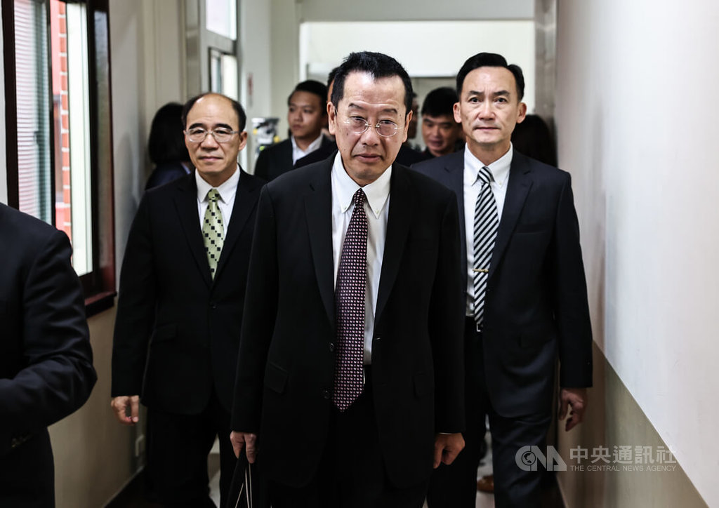 國防部長顧立雄新人新政引發熱議，圖為他應邀在立法院外交及國防委員會報告業務。圖/中央社