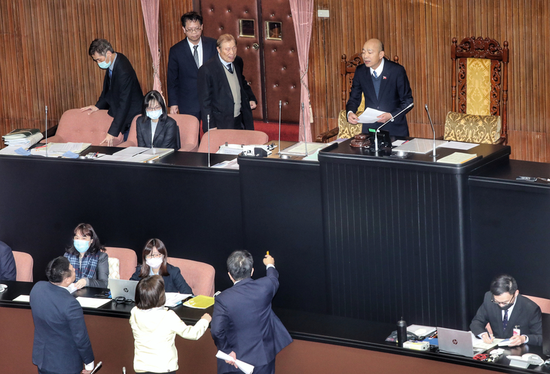 立法院議長主持議事中立不影響其提案權。圖/中央社