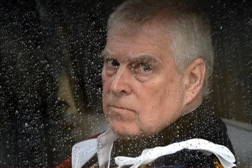 英國前王子安德魯因「公職期間行為不當」　遭警方突襲逮捕