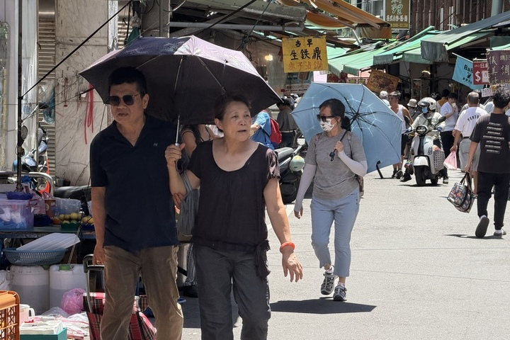 桃園雙北午間防高溫　西部午後留意大雨