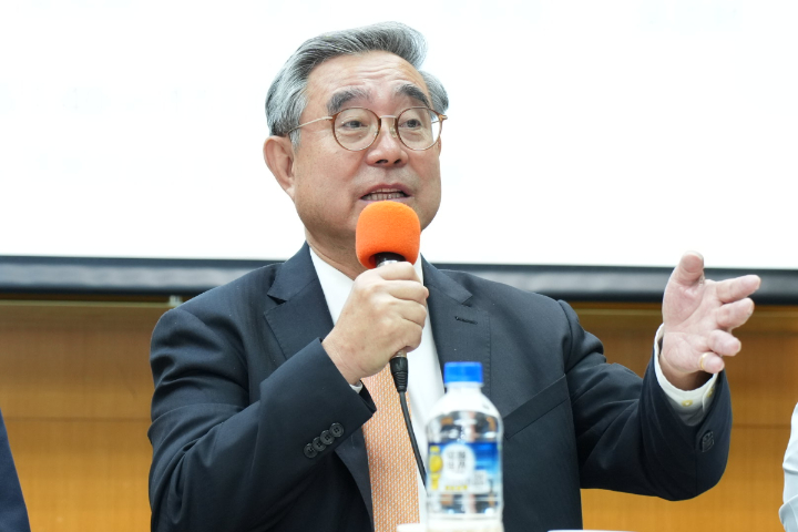 吳成典認為，台灣光復節應成為兩岸共慶的節日。圖/記者陳思豪攝