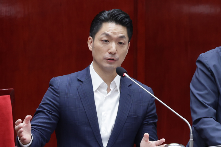 賴政府禁小紅書　蔣萬安：還能說台灣人不用翻牆嗎？